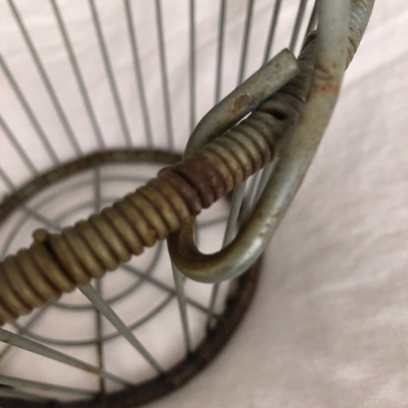 Vintage small egg basket - Picture 10 of 10